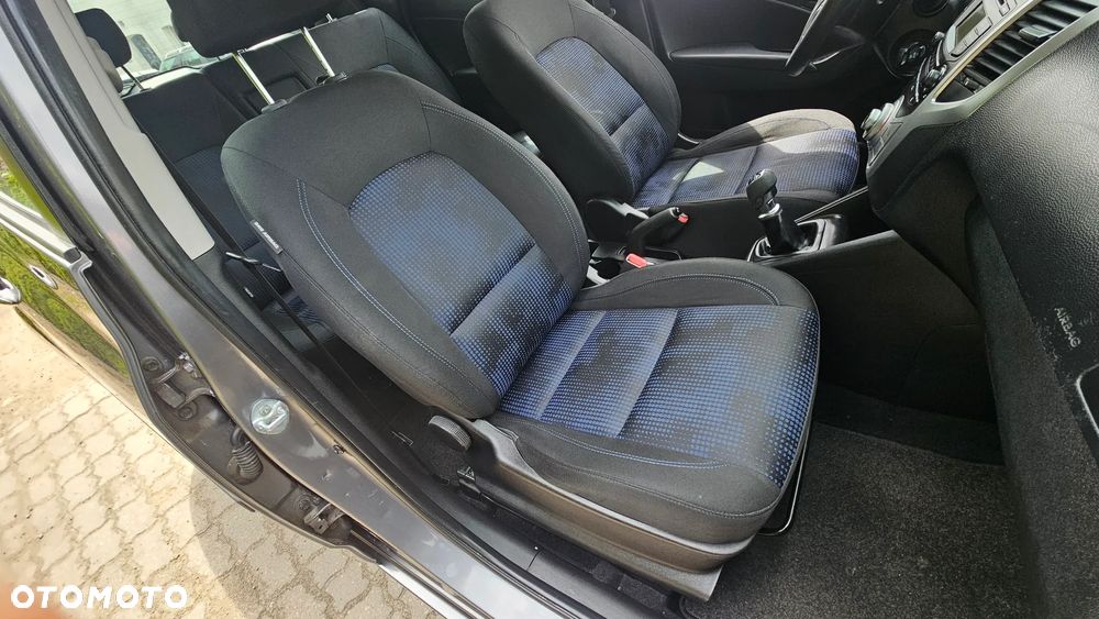 Hyundai ix20 - 21
