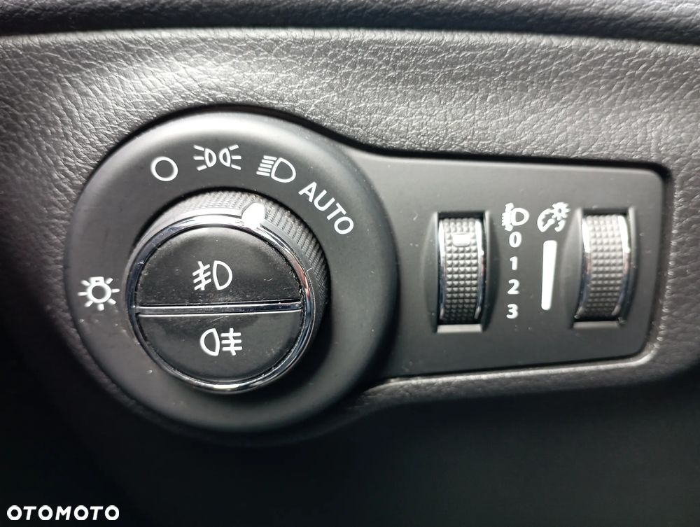 Jeep Compass 1.4 TMair Limited 4WD S&S - 23