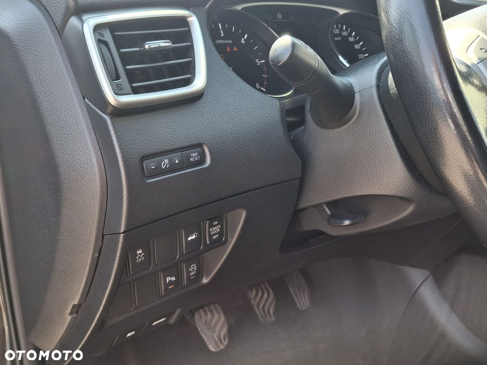 Nissan X-Trail 1.6 DCi Tekna 2WD - 21