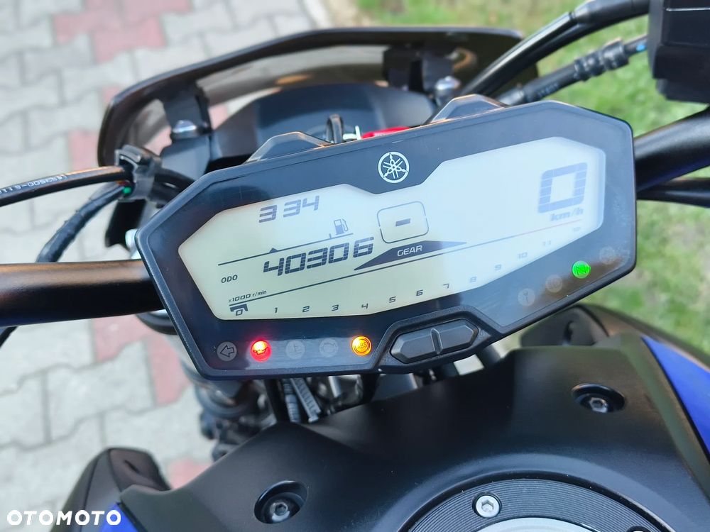Yamaha MT - 32