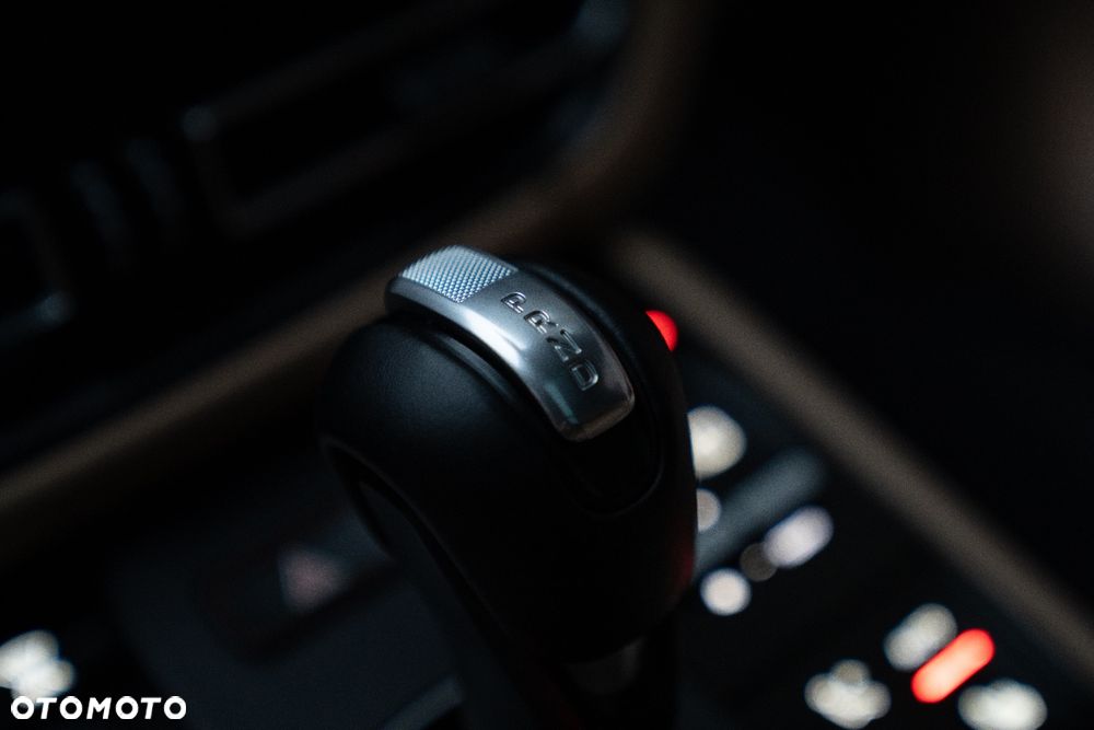 Porsche Macan Standard - 16