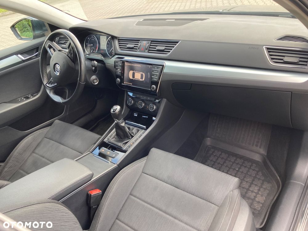 Skoda Superb 2.0 TDI Ambition - 7