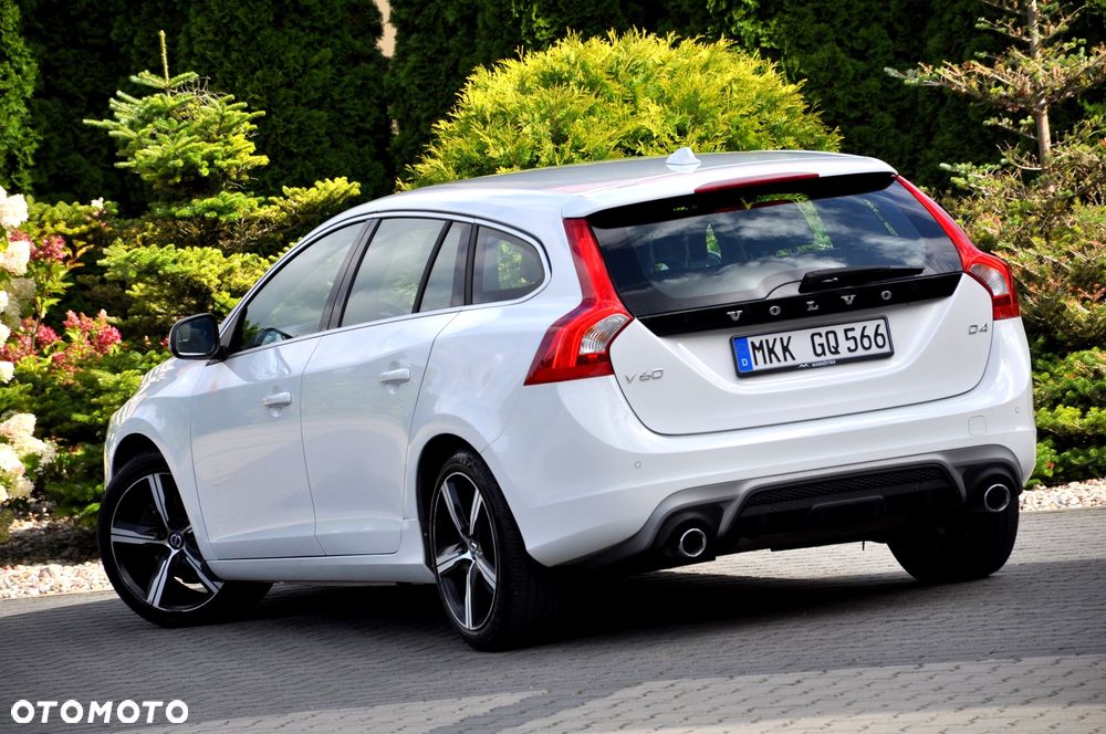 Volvo V60 D4 Drive-E R-Design Momentum - 20