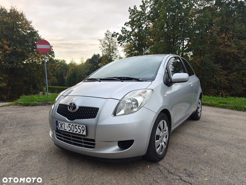 Toyota Yaris 2006 photo 2