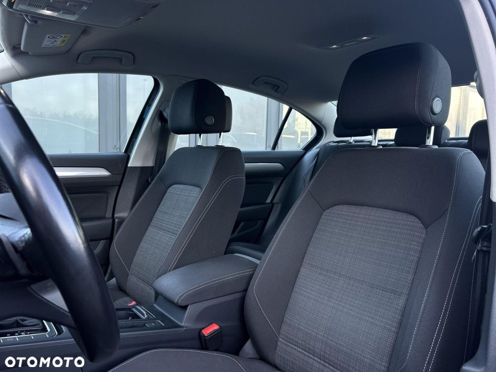 Volkswagen Passat 1.5 TSI EVO Business DSG - 12