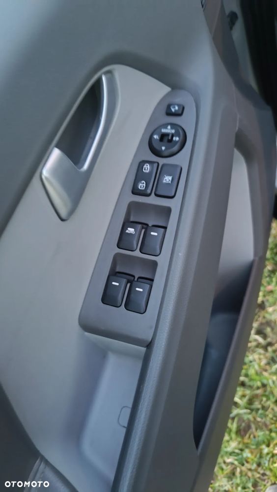 Kia Sportage 1.7 CRDI 2WD ISG Attract - 10