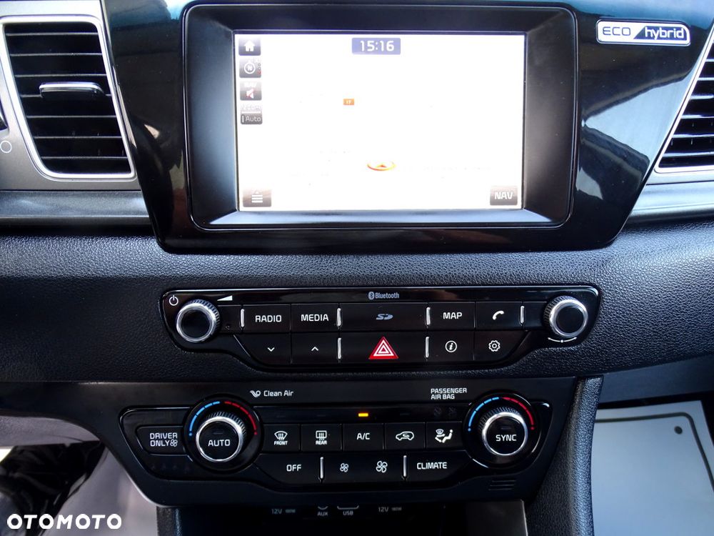 Kia Niro 1.6 GDI Hybrid L - 20