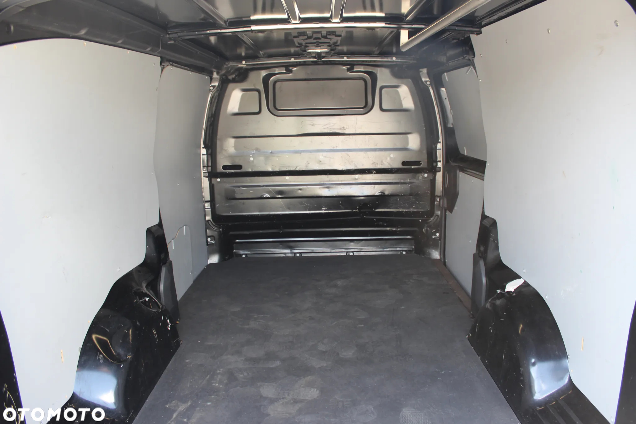 Opel Vivaro - 9