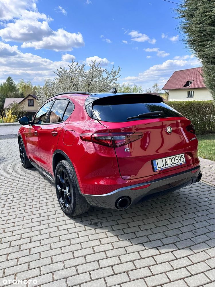 Alfa Romeo Stelvio 2.0 Turbo Veloce TI Q4 - 13