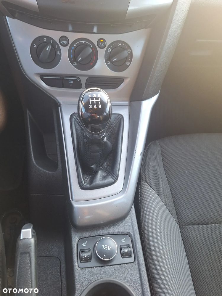 Ford Focus 1.6 FF Trend Sport - 10