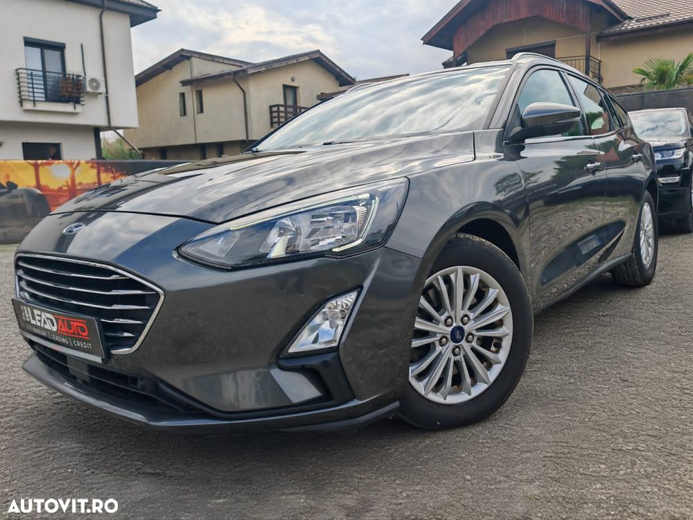 Ford Focus 1.5 EcoBlue Start-Stopp-System Aut. TITANIUM - 1