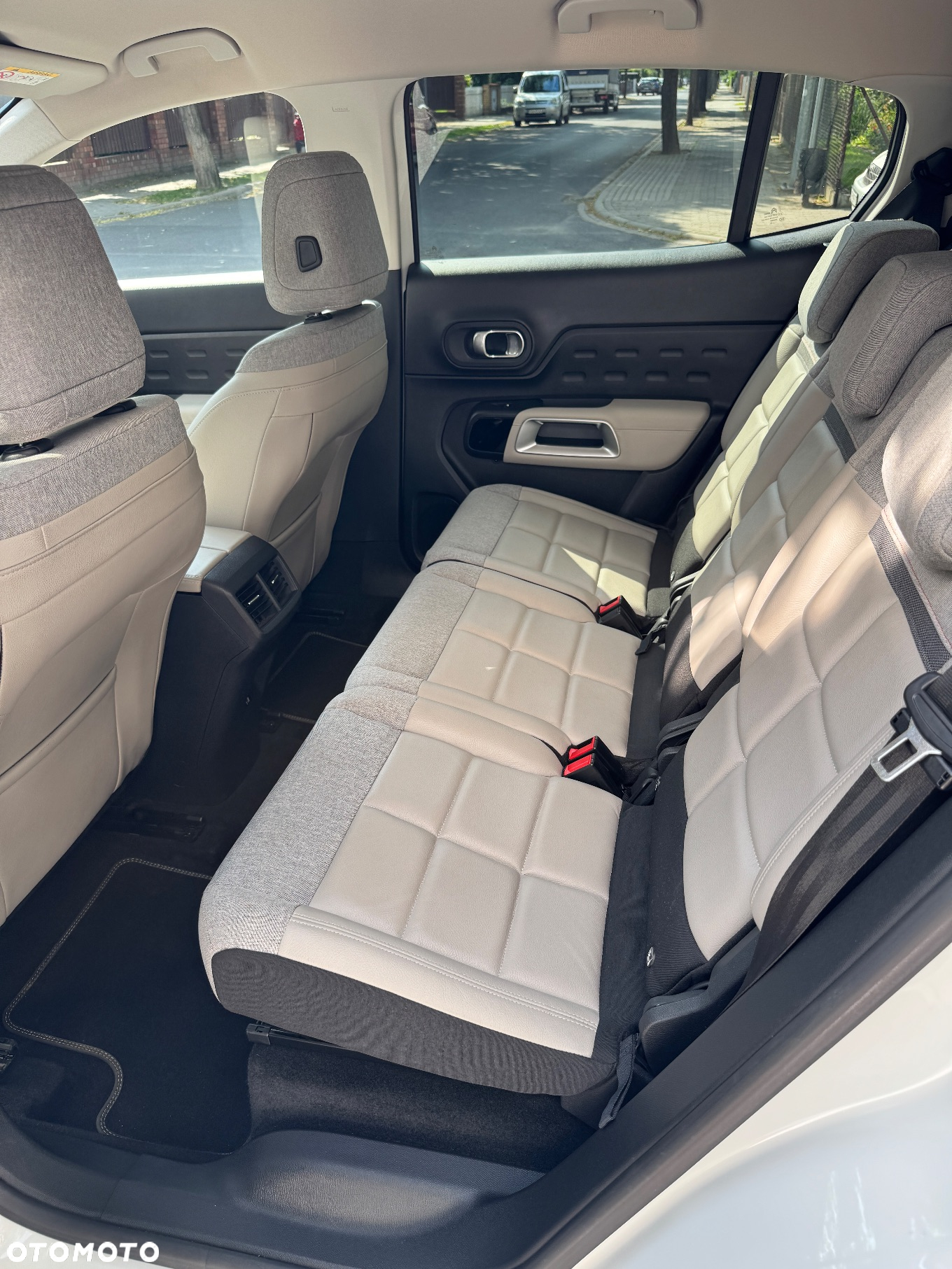Citroën C5 Aircross 1.6 PureTech Shine EAT8 - 12