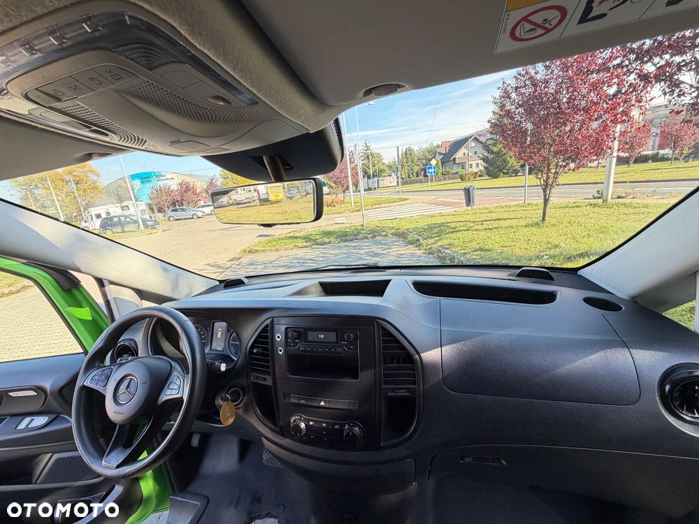 Mercedes-Benz Vito - 21