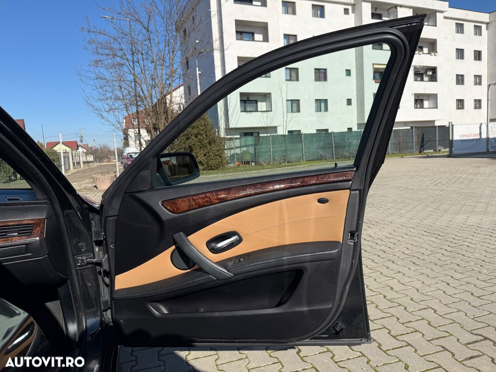 BMW Seria 5 520d Aut. - 8