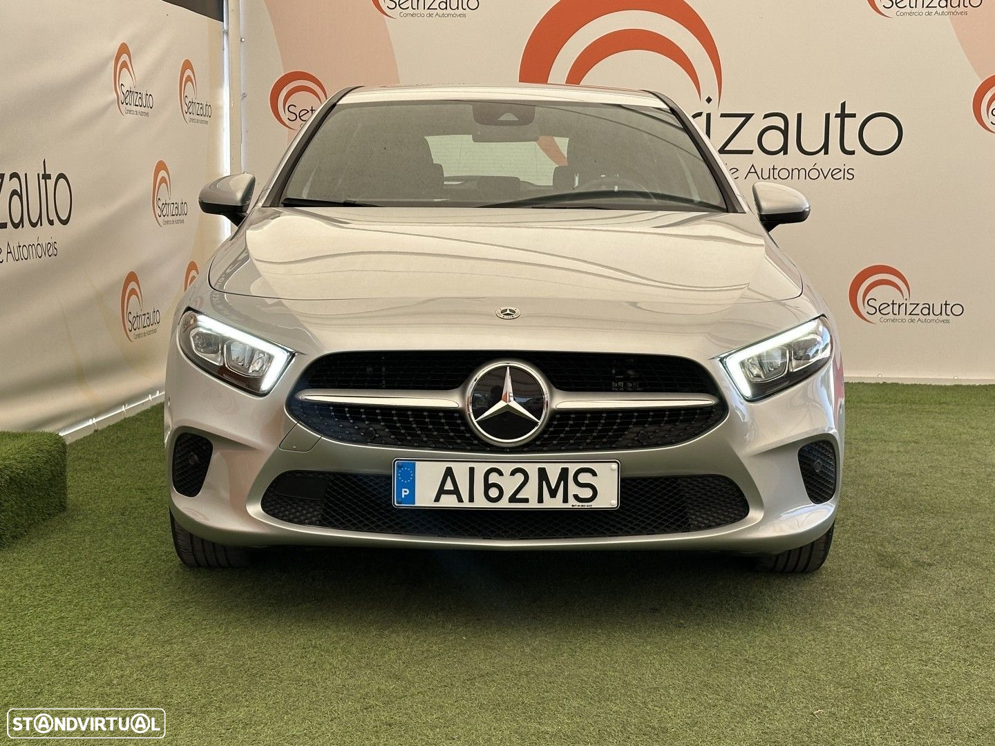 Mercedes-Benz A 250 e Style Plus - 3