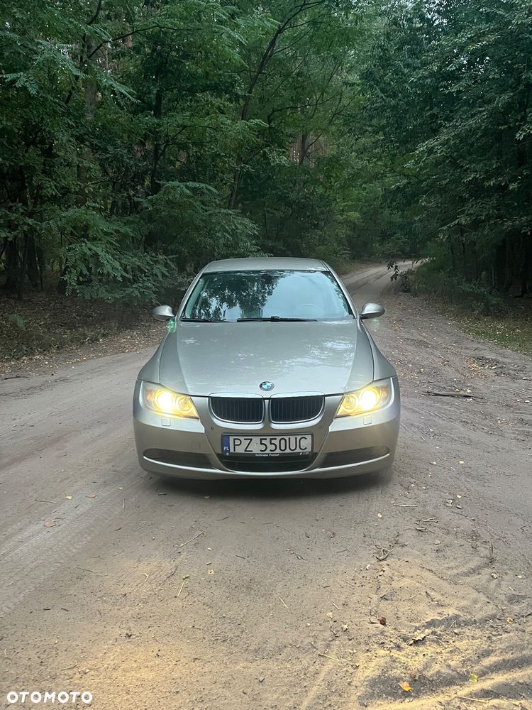 BMW Seria 3 325d - 2