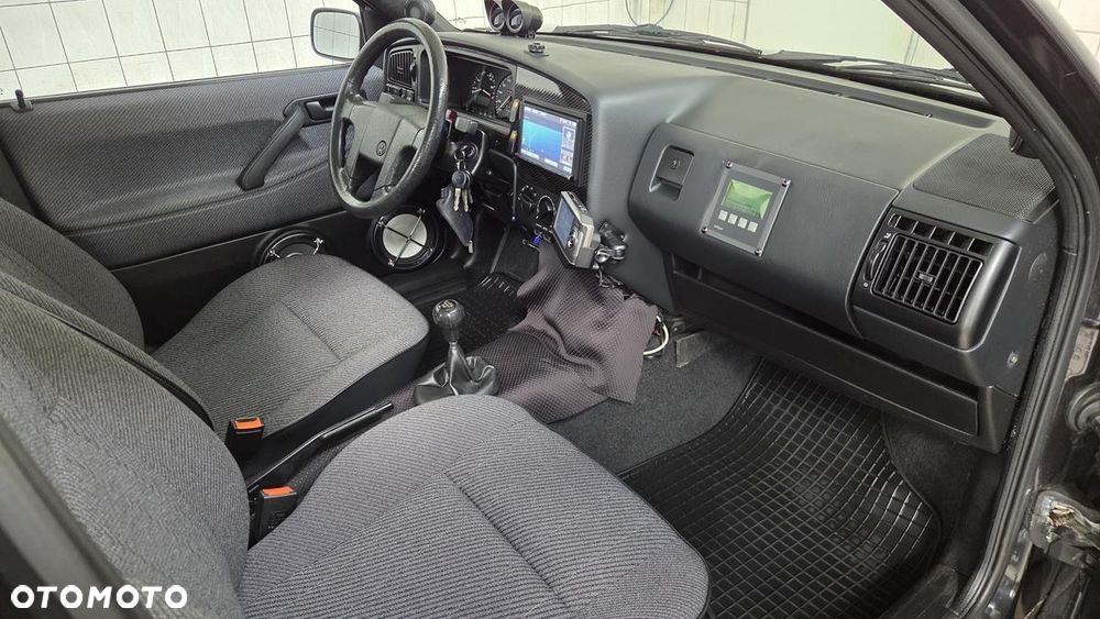 Volkswagen Passat 1.8 / 1.8 C - 19