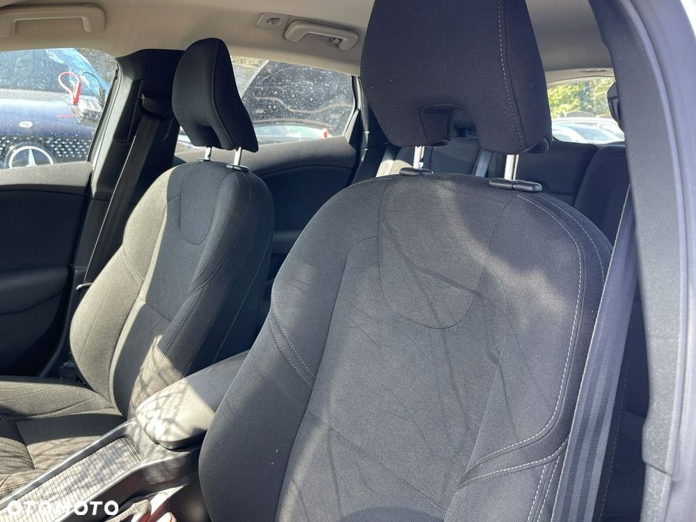 Volvo V40 D2 Kinetic - 11