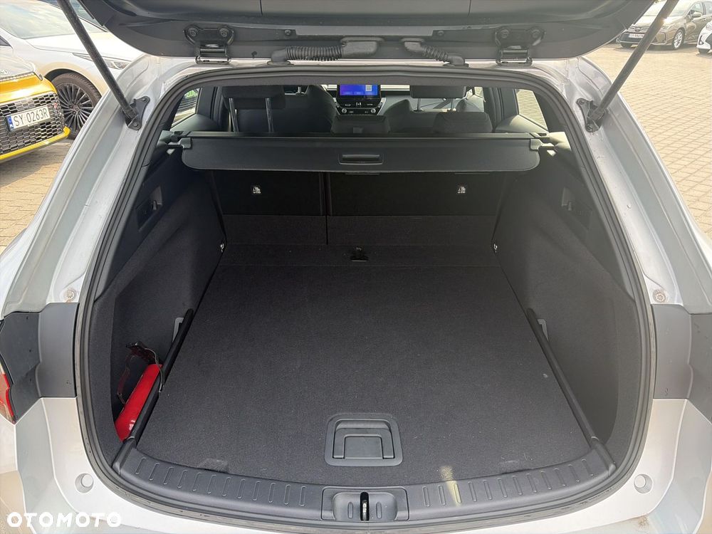 Toyota Corolla 1.8 Hybrid Comfort - 23