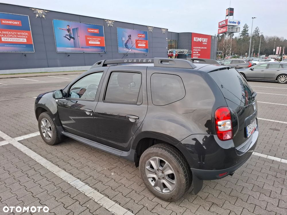 Dacia Duster 1.6 SCe Laureate S&S - 11