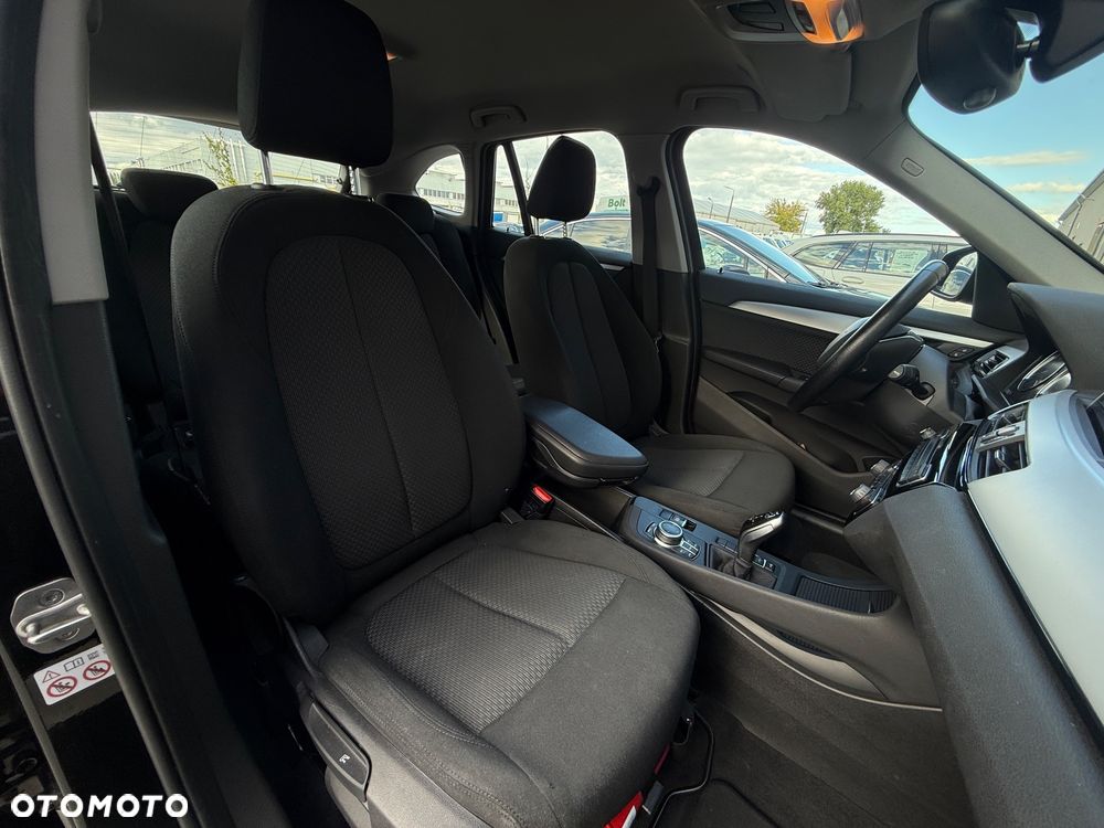 BMW X1 sDrive18i Advantage - 39