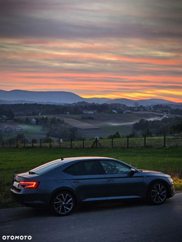 Skoda Superb 2.0 TSI 4x4 Sportline DSG - 21