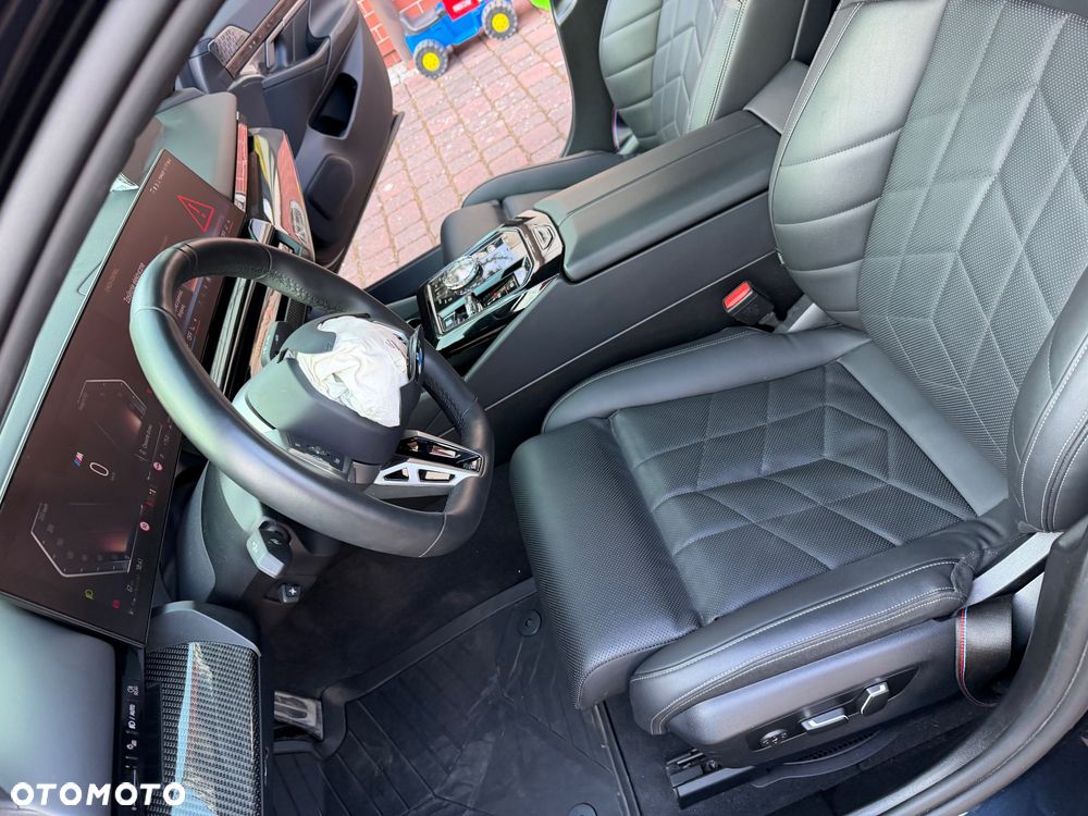 BMW Seria 5 520d xDrive mHEV M Sport - 17
