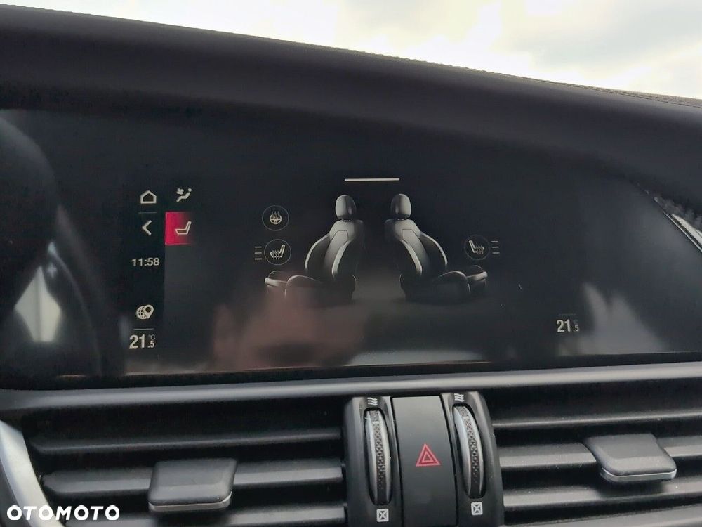 Alfa Romeo Giulia 2.9 Bi Turbo V6 Quadrifoglio - 25