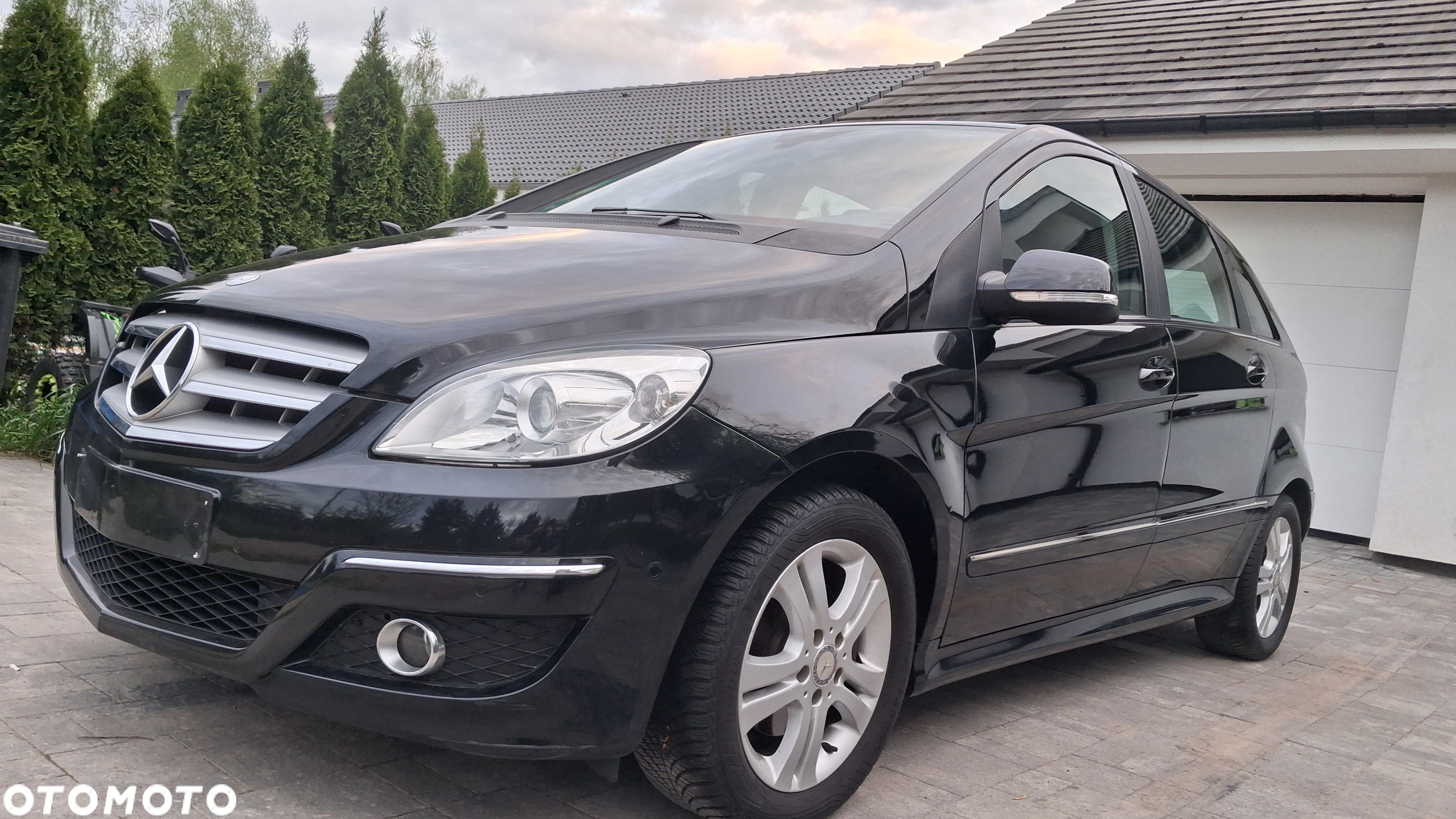 Mercedes-Benz Klasa B 180 CDI - 2