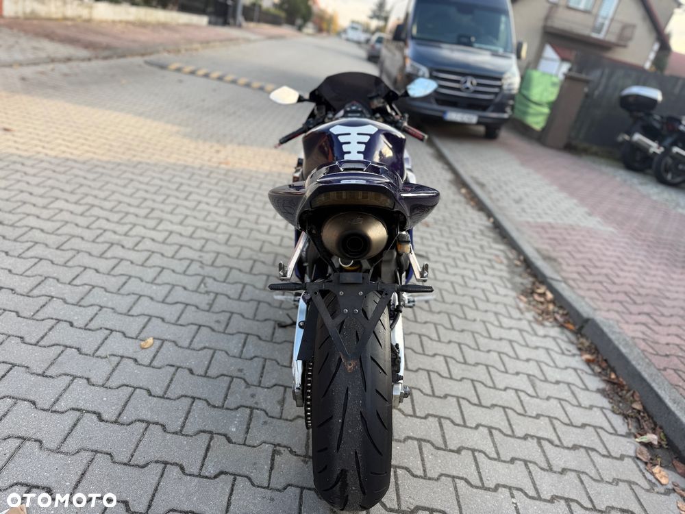 Honda CBR - 17