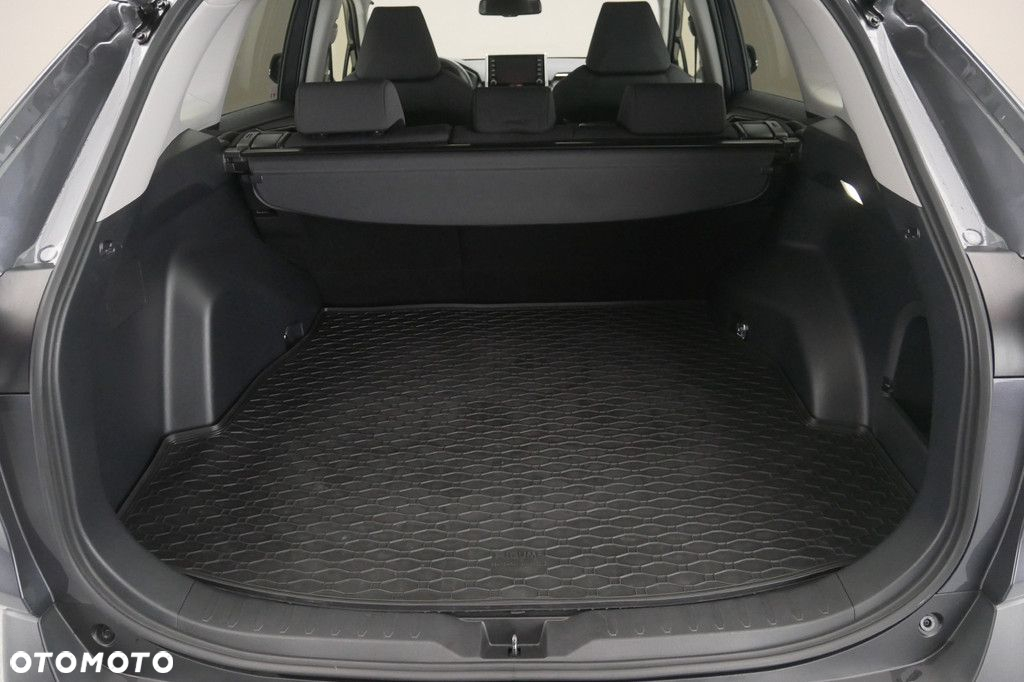 Toyota RAV4 - 16