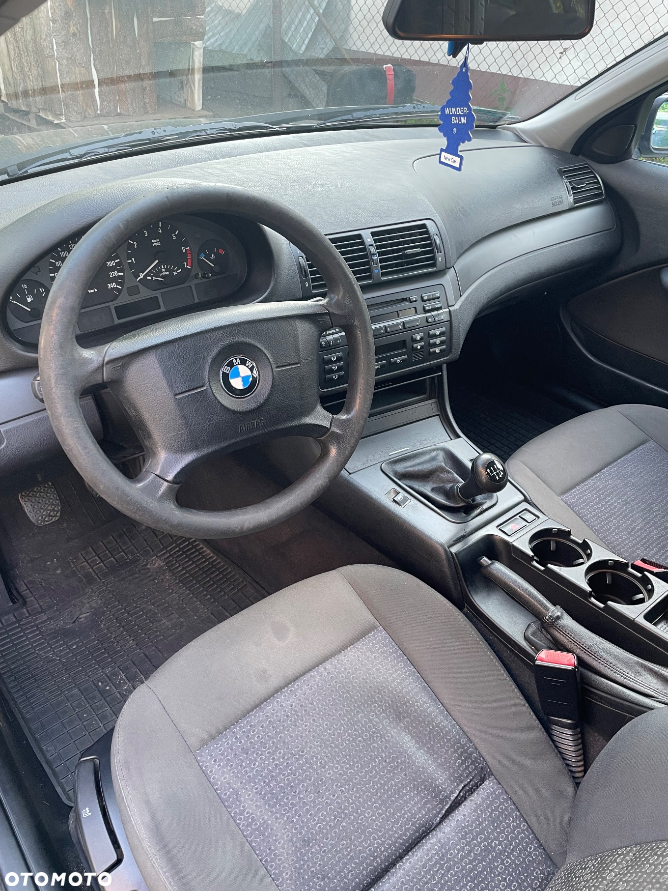 BMW Seria 3 320i - 9