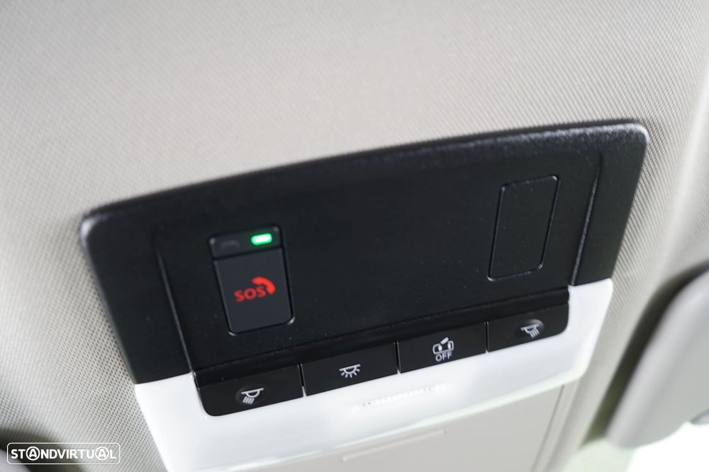 Nissan Qashqai 1.3 DIG-T N-Connecta - 32