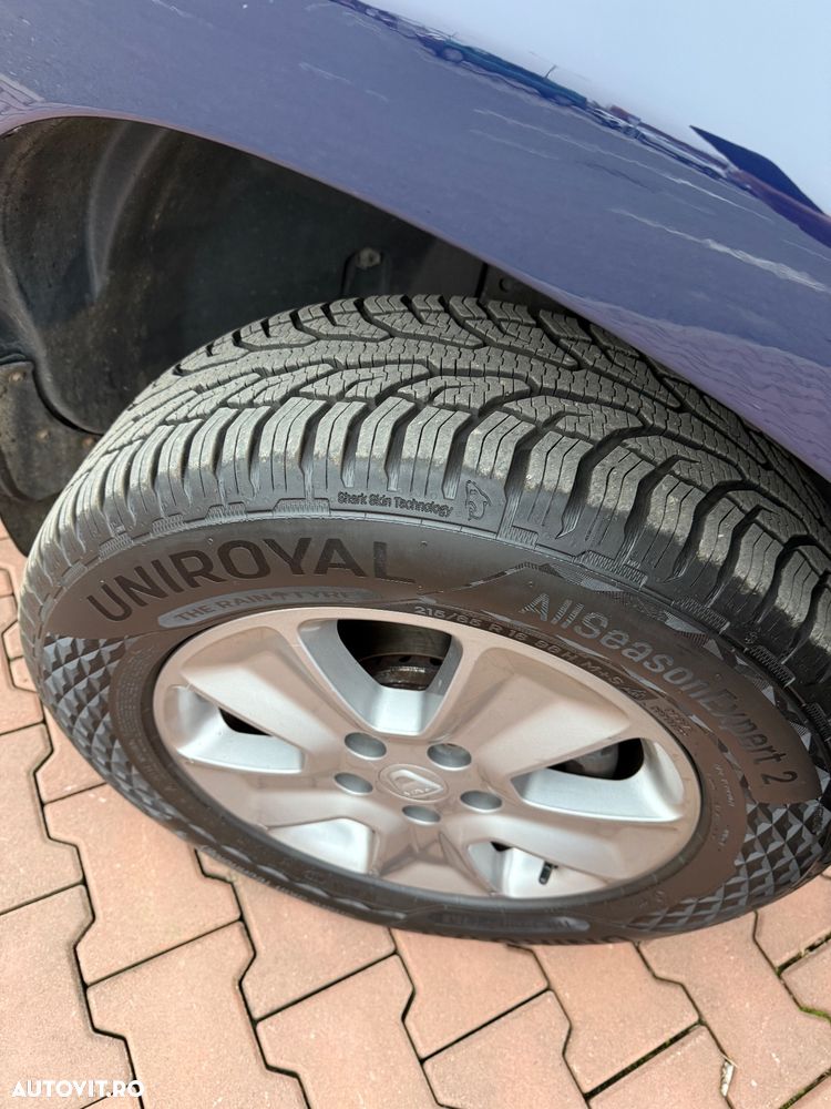 Dacia Duster dCi 110 FAP 4x2 Celebration - 10