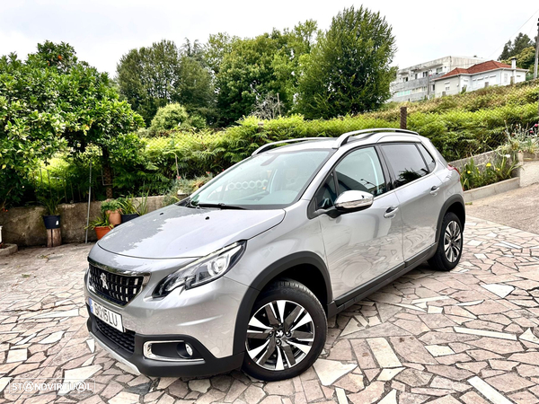Peugeot 2008 1.2 PureTech Allure
