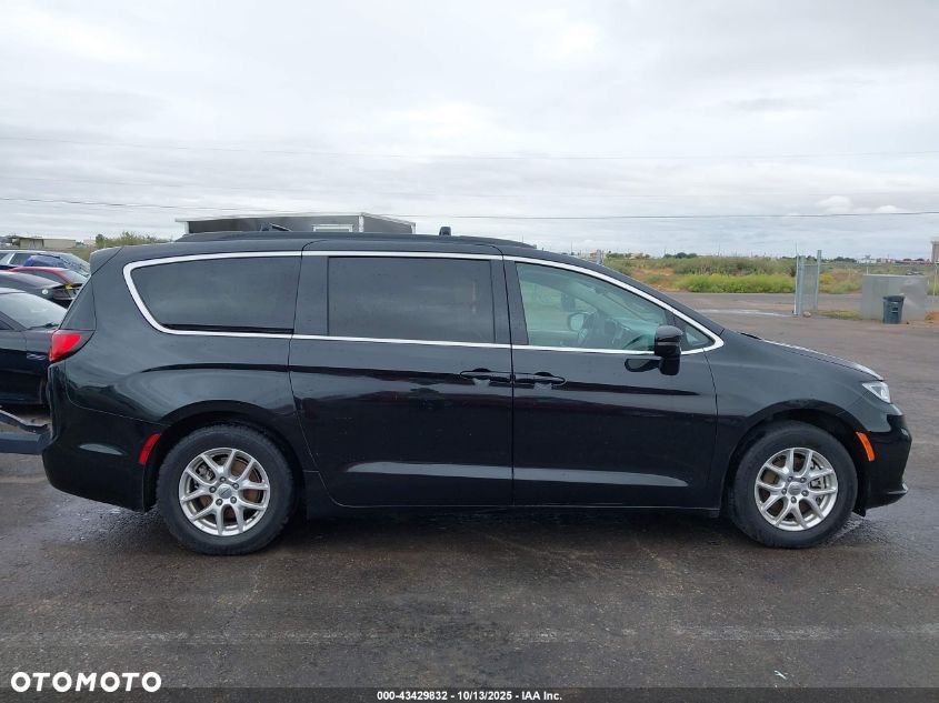 Chrysler Pacifica - 3