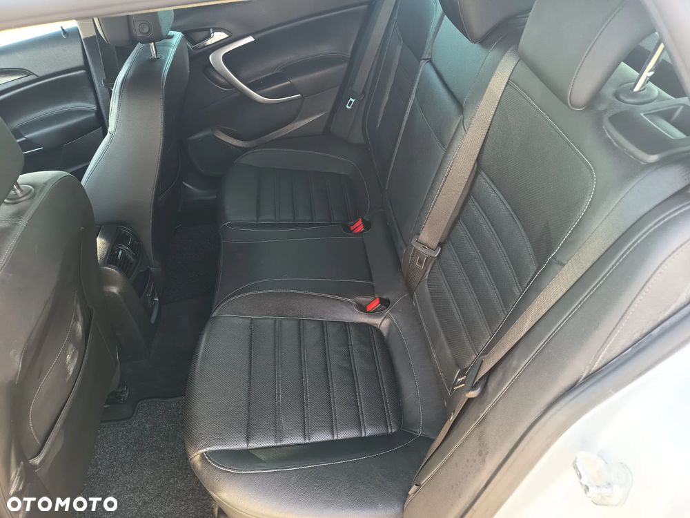 Opel Insignia - 14