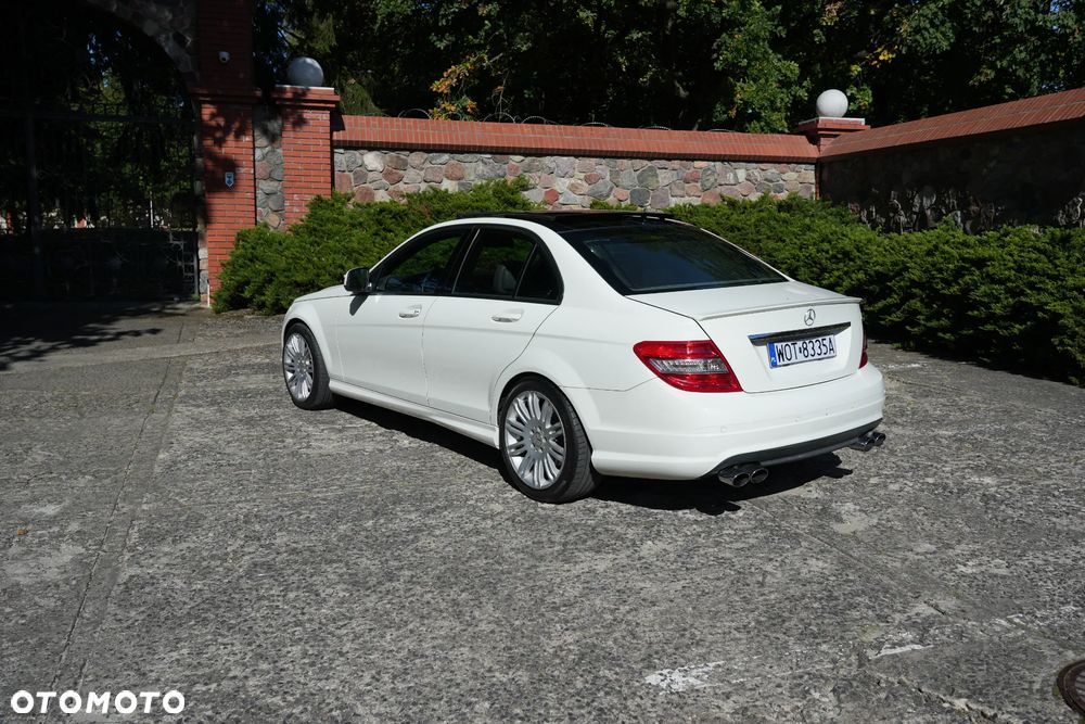 Mercedes-Benz Klasa C 350 7G-TRONIC SPORT EDITION - 4