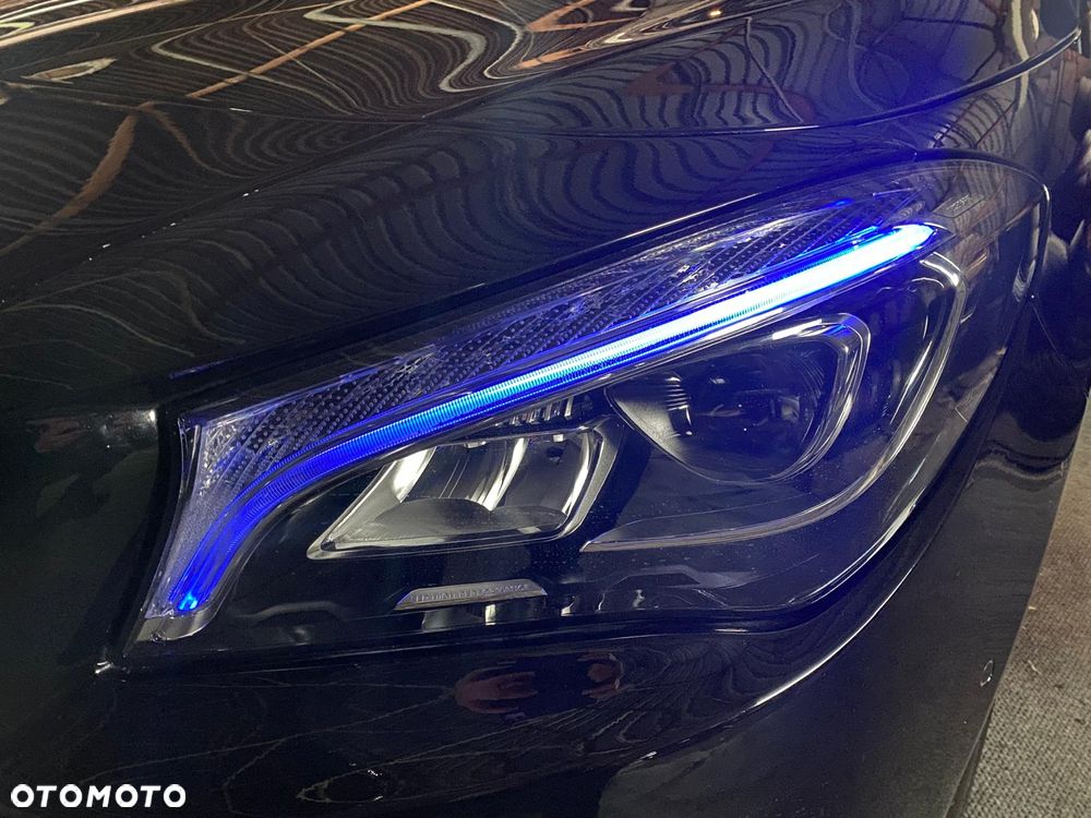 Mercedes-Benz CLA - 38