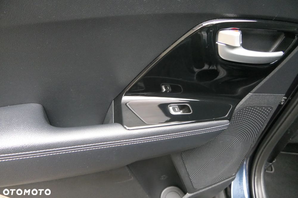 Kia Niro 1.6 GDI HEV 2WD OPF Edition 7 - 32