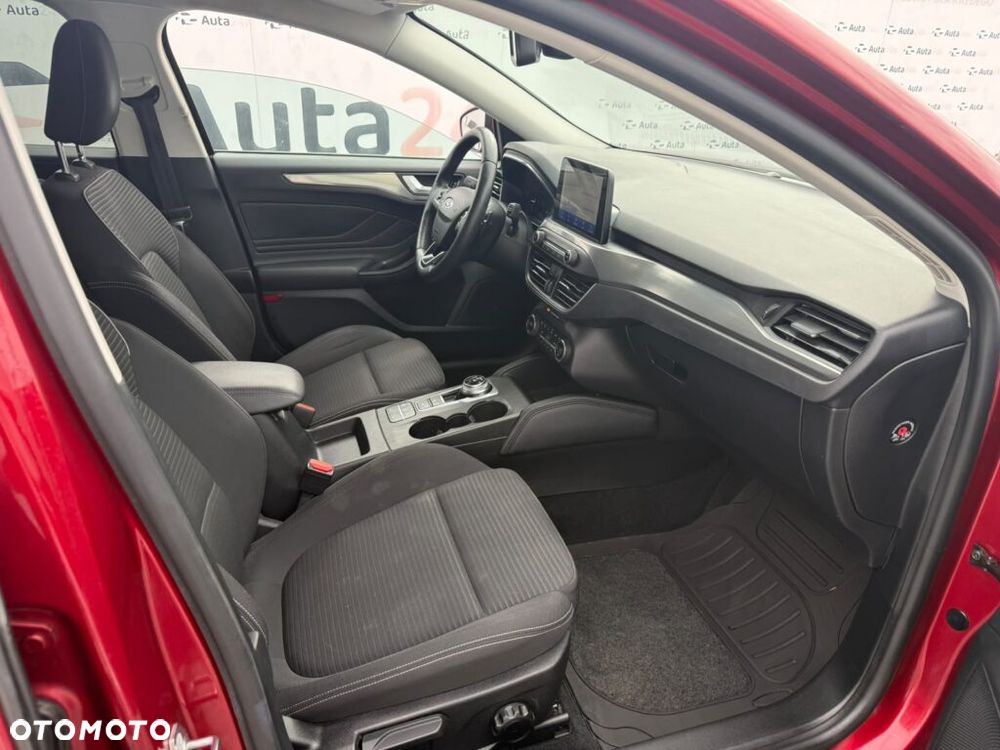 Ford Focus 2.0 EcoBlue STart-Stopp-System TITANIUM - 14