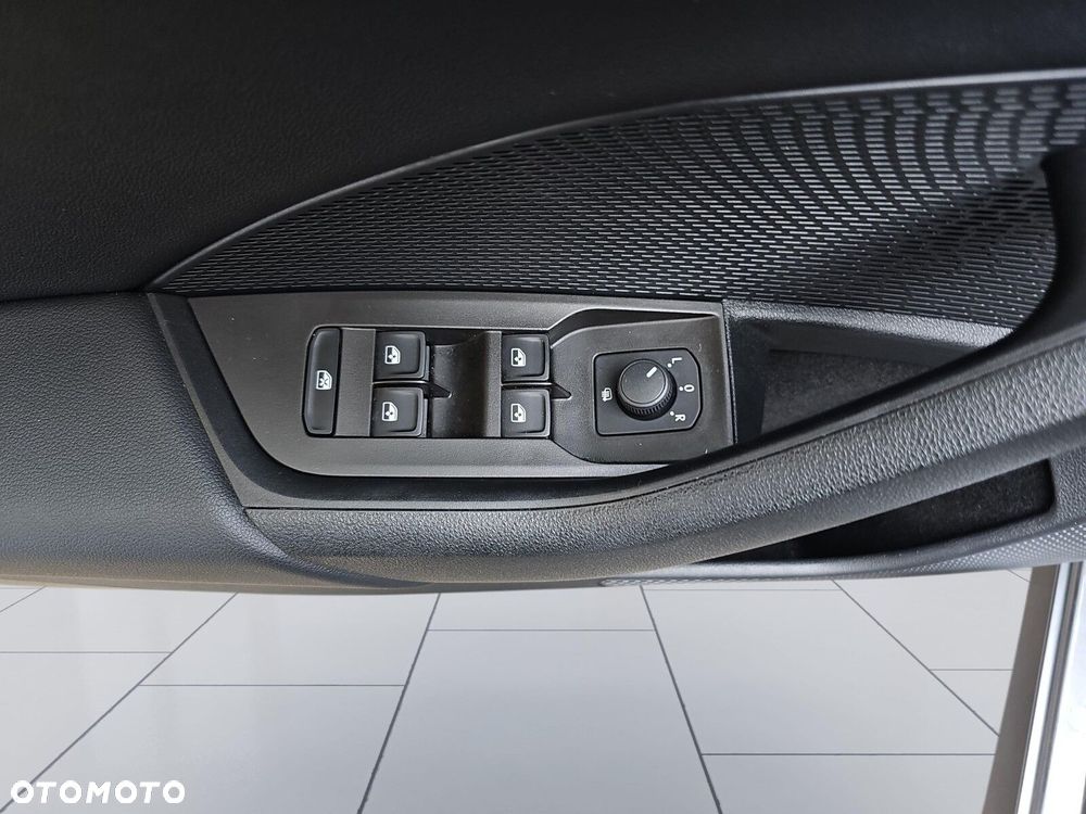 Skoda Octavia 2.0 TDI Ambition DSG - 21