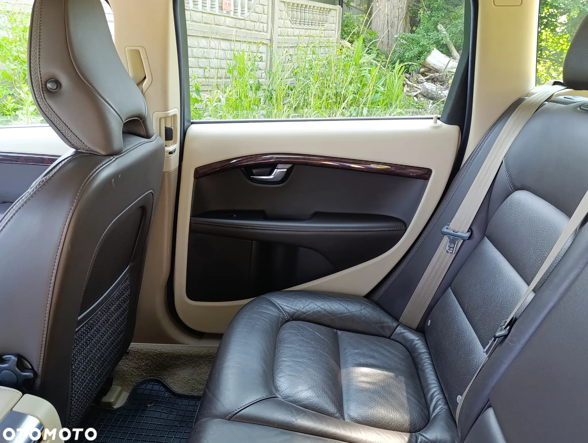 Volvo XC 70 T6 AWD Dynamic Momentum - 16