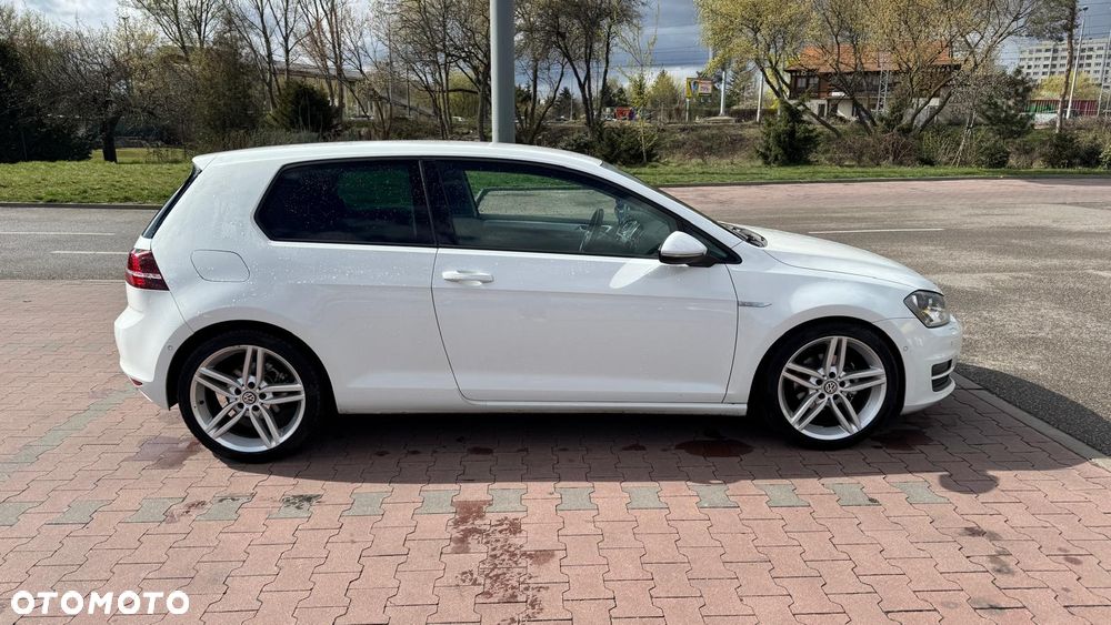 Volkswagen Golf 1.6 TDI BlueMot Comfortline - 4