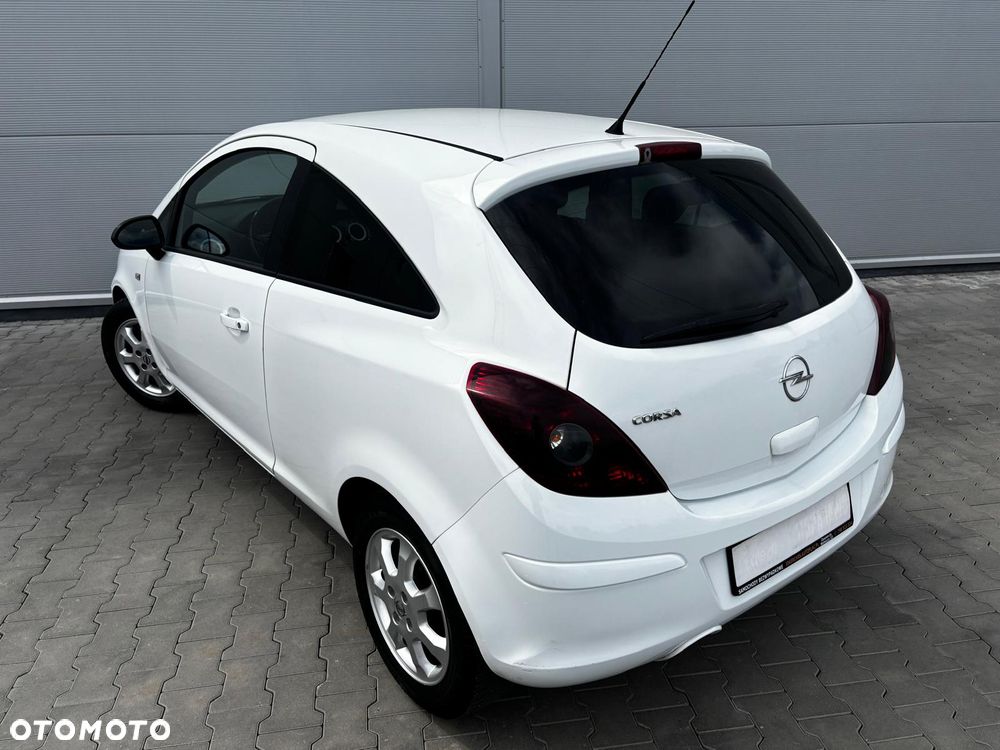Opel Corsa 1.4 16V Color Edition - 24