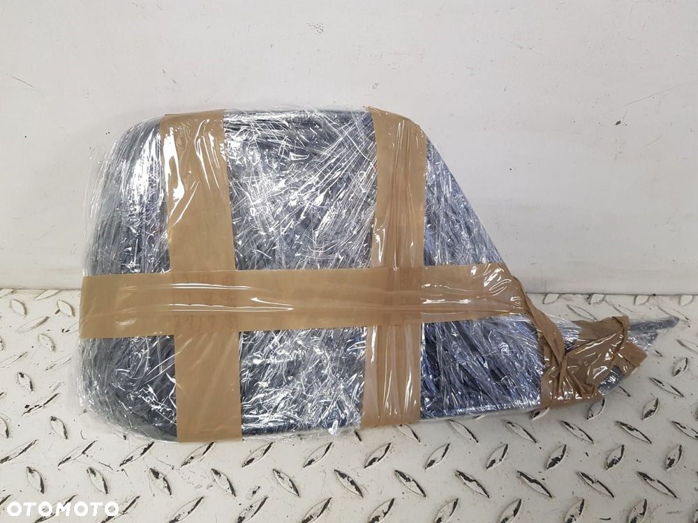 ORYGINALNA KRATKA ZDERZAKA PRAWA PRZEDNIA PRZÓD PRAWY AUDI A1 II 2 82A  82A807682E - 6