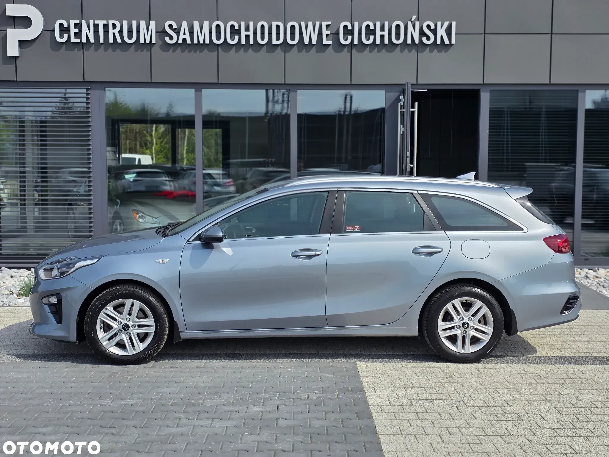 Kia Ceed 1.6 CRDi SCR L - 11