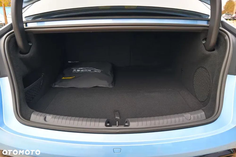 BYD Seal 82.5kWh Design - 24