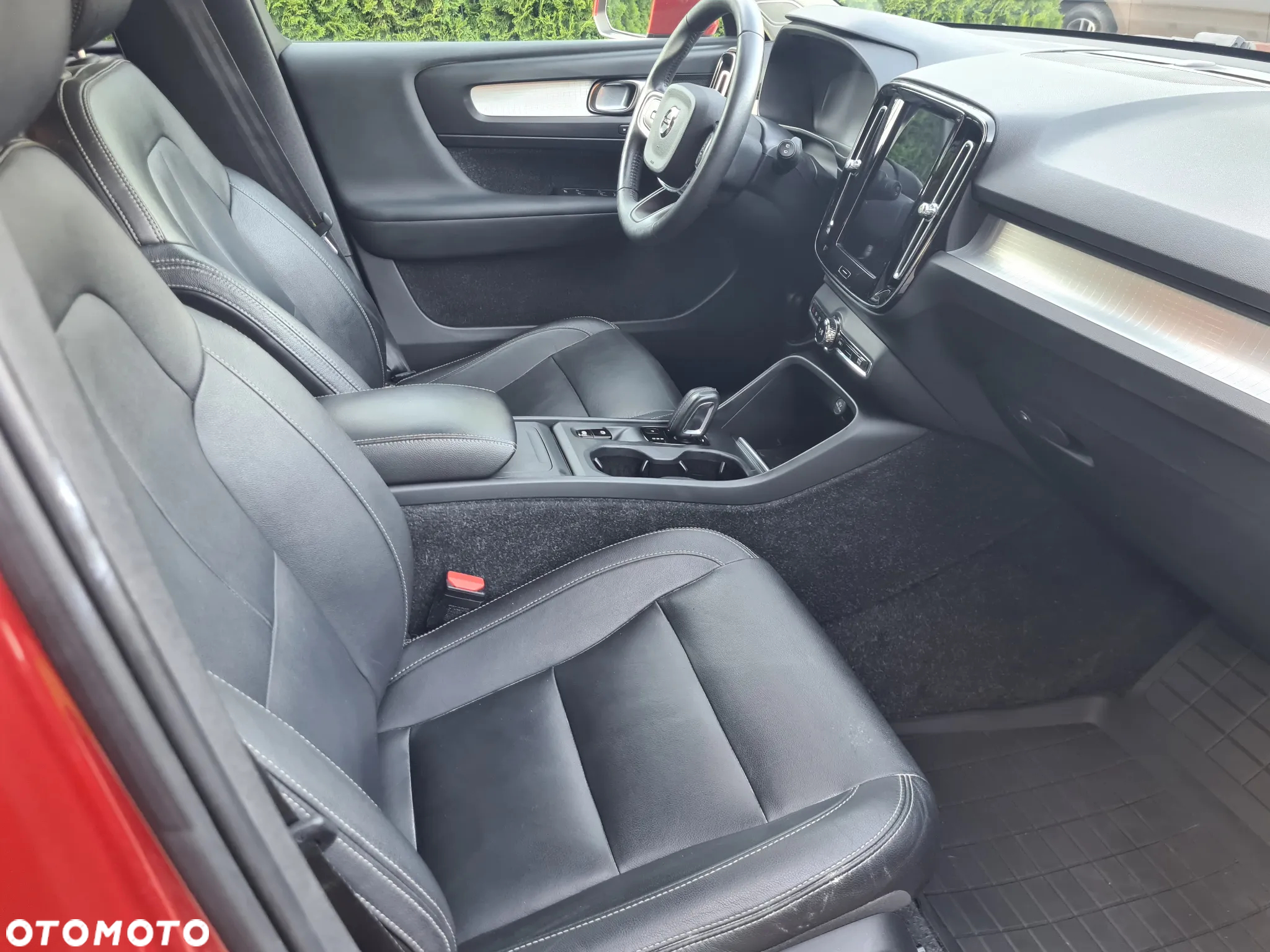 Volvo XC 40 T5 AWD Momentum - 22