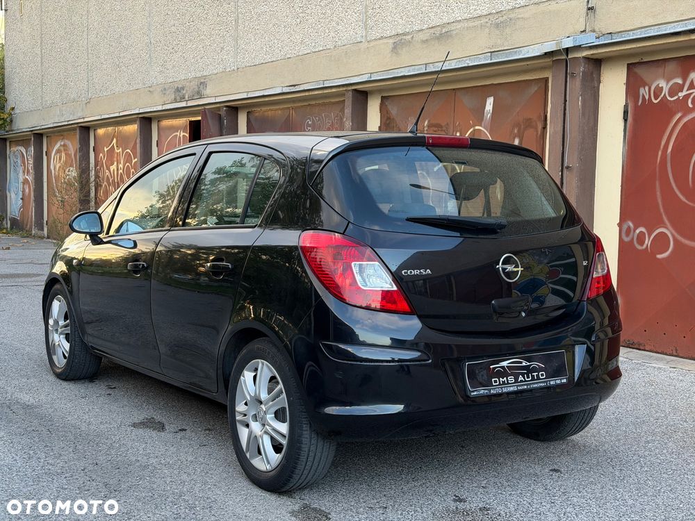Opel Corsa 1.2 16V Innovation - 7